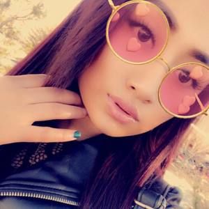 Meet your Posher, Dulce